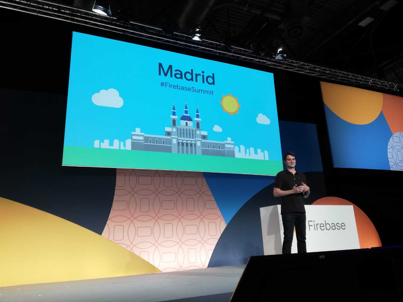 Keynote di apertura di Google Firebase Summit