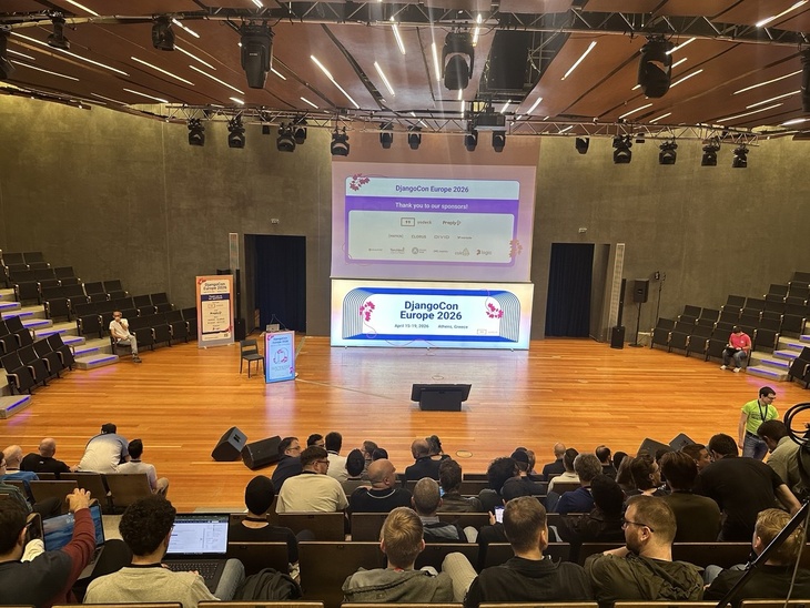 Sala principale di DjangoCon Europe 2026, Atene